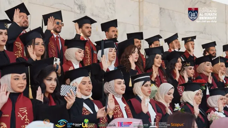 كلمة من خريجي كلية طب الأسنان في جامعة التراث، تعبر عن تقديرهم العميق لجامعتهم وتقدم نصائحهم القيمة للطلاب الجدد الراغبين في الانضمام إلى عائلة التراث - جامعة التراث - Al-Turath University