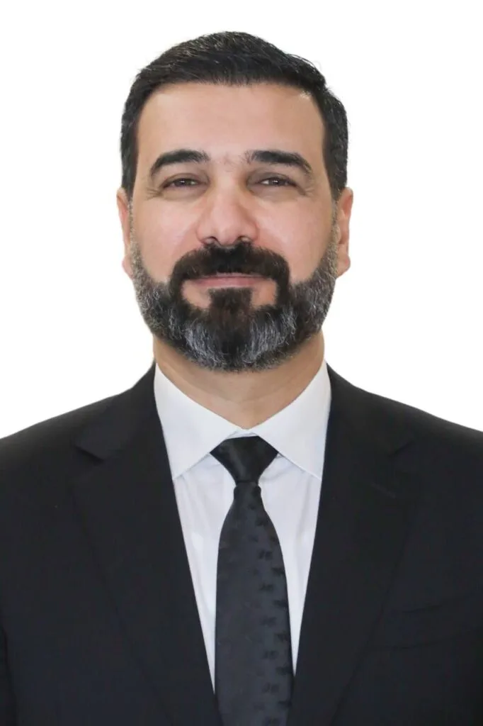 مجلس الامناء 1 رئيس مجلس الامناء الأستاذ علي العكيلي