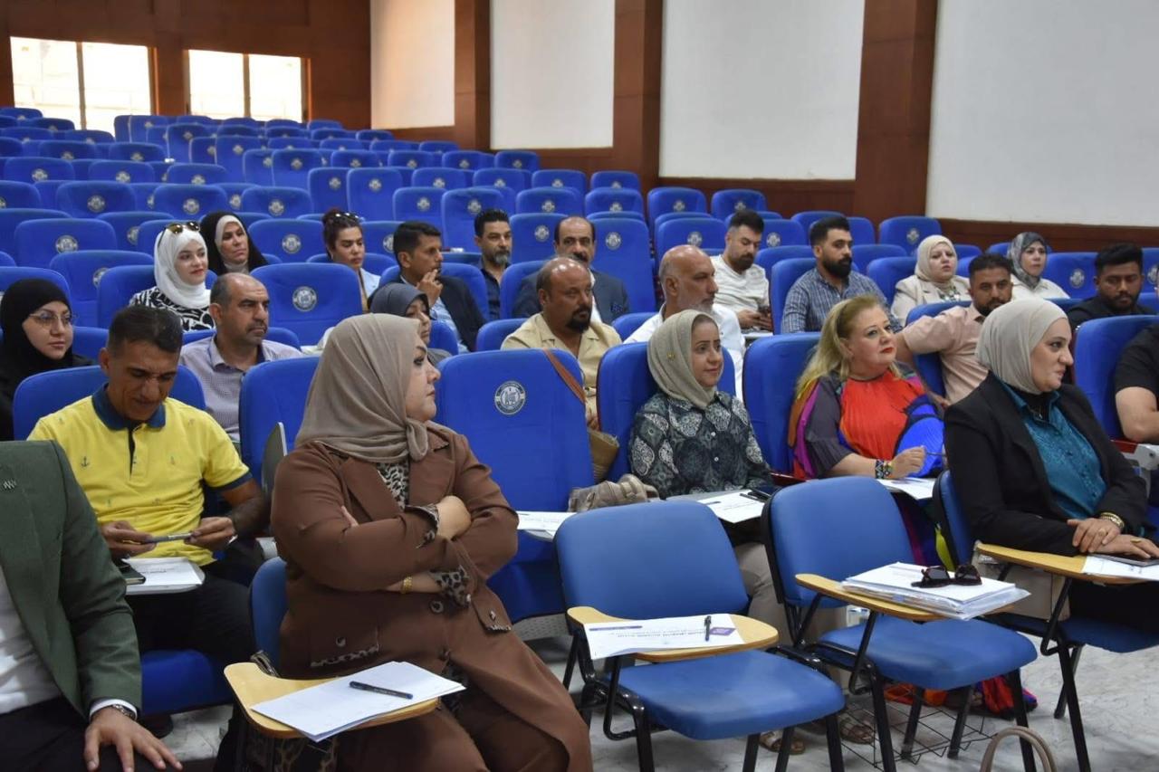 جامعة التراث تنظم ورشة تخصصية في التربية البيئية والصحة المدرسية بالتعاون مع وزارة التربية والمركز السويدي