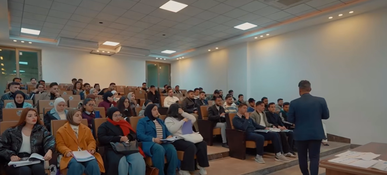 جامعة التراث تؤسس العقل المحاسبي من الجذور عبر محاضرة علمية نوعية لطلبة المرحلة الأولى - جامعة التراث - Al-Turath University