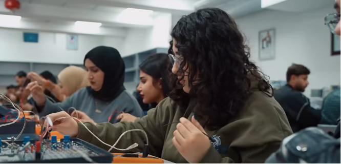 جامعة التراث تعزز التعليم التقني عبر محاضرة علمية تدعم الجاهزية الأكاديمية والتحول المعرفي 4 جامعة التراث تعزز التعليم التقني عبر محاضرة علمية تدعم الجاهزية الأكاديمية والتحول المعرفي - جامعة التراث - Al-Turath University