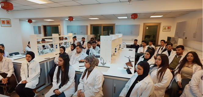 جامعة التراث تدعم التعليم التطبيقي في الطاقة عبر محاضرة نوعية لهندسة تكرير النفط والغاز - جامعة التراث - Al-Turath University