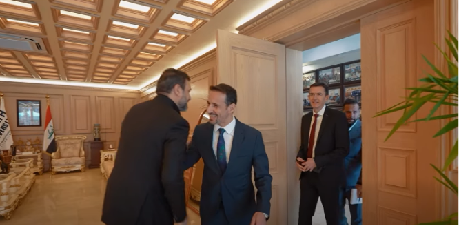 رئيس مجلس الأمناء الأستاذ علي العكيلي يستقبل مدير عمليات مجموعة فنادق أكور العالمية, جامعة التراث تدهش ضيفها الدولي وتثبت أن التميّز لغة عالمية 2 رئيس مجلس الأمناء الأستاذ علي العكيلي يستقبل مدير عمليات مجموعة فنادق أكور العالمية, جامعة التراث تدهش ضيفها الدولي وتثبت أن التميّز لغة عالمية - جامعة التراث - Al-Turath University
