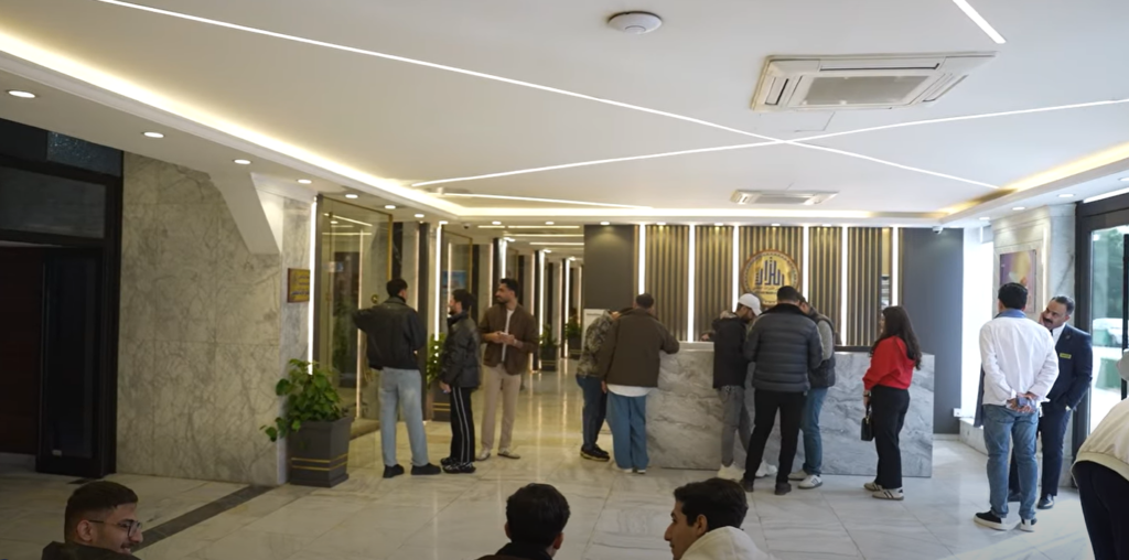 جامعة التراث تجعل من المختبر فضاء مسؤولية, طلبة تقنيات المختبرات الطبية يترجمون المعرفة إلى مهارة سريرية منضبطة 2 جامعة التراث تجعل من المختبر فضاء مسؤولية, طلبة تقنيات المختبرات الطبية يترجمون المعرفة إلى مهارة سريرية منضبطة
