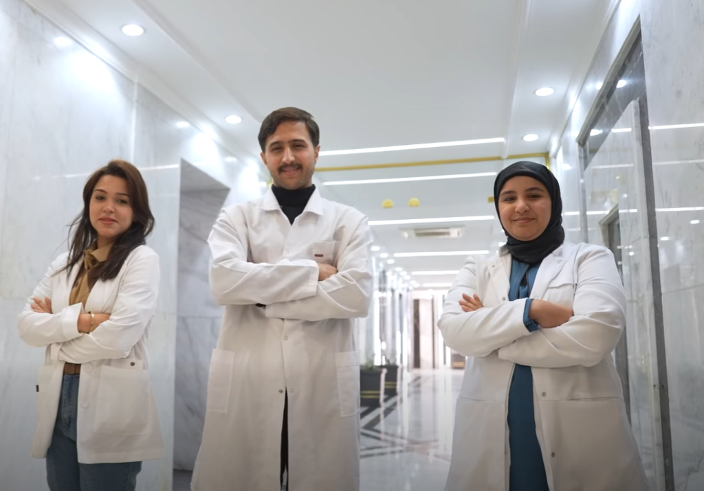 جامعة التراث تجعل من المختبر فضاء مسؤولية, طلبة تقنيات المختبرات الطبية يترجمون المعرفة إلى مهارة سريرية منضبطة 9 جامعة التراث تجعل من المختبر فضاء مسؤولية, طلبة تقنيات المختبرات الطبية يترجمون المعرفة إلى مهارة سريرية منضبطة