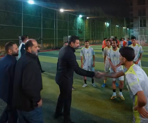 السيد علي العكيلي يصنع أثرا بالقدوة وليالي رمضان في جامعة التراث تجمع الطمأنينة والمشاركة وكرة القدم مع الطلبة
