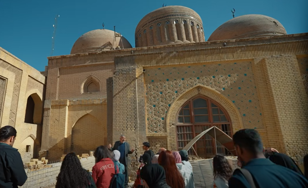 من عبق التاريخ إلى الوعي المعماري, طلبة هندسة العمارة في جامعة التراث يعيدون قراءة بغداد بوصفها نصا حيا