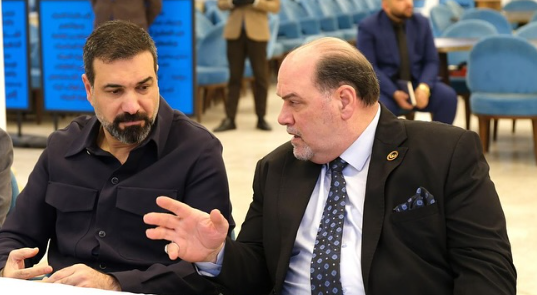 الفن يلتقي بالمعرفة في جامعة التراث, السيد علي العكيلي يستقبل نخبة من فناني العراق في أمسية رمضانية تحتفي بالجمال والإبداع