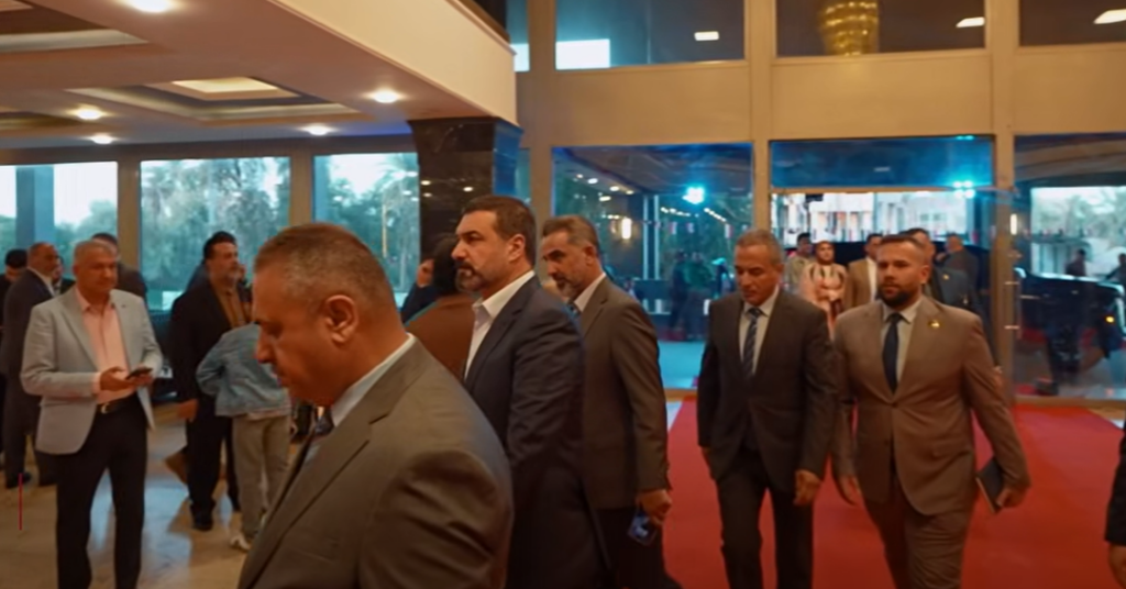 حضور السيد علي العكيلي في اليوم العالمي للمسرح يجسد رسالة الفن والهوية