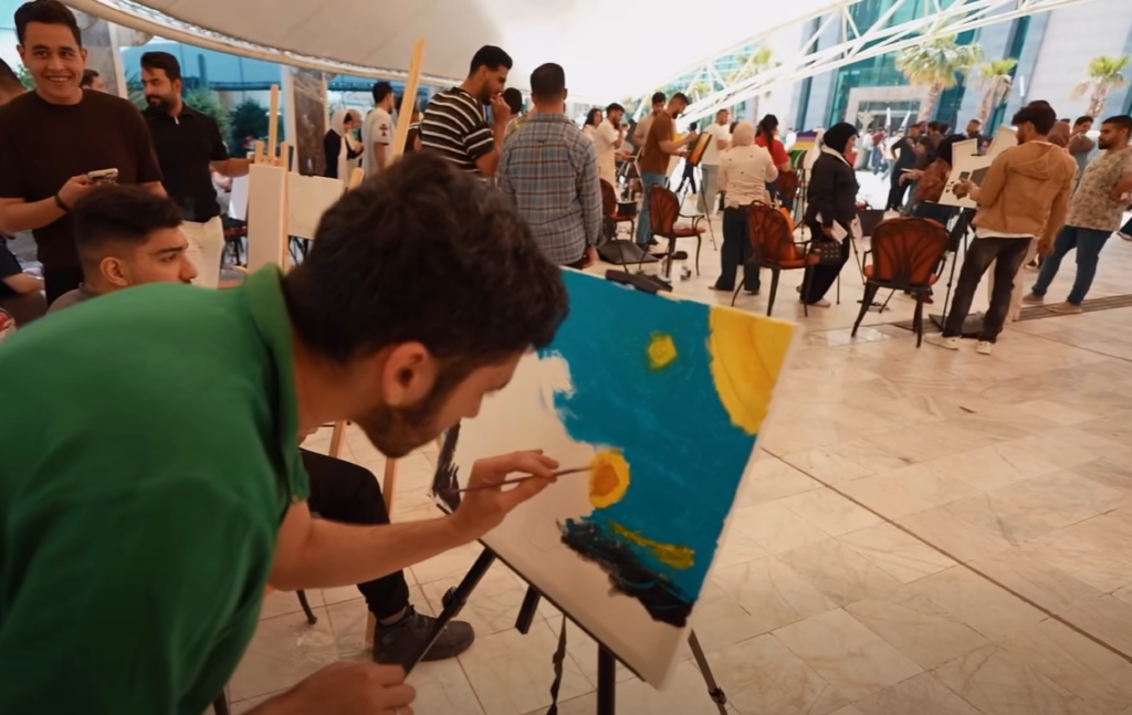 جامعة التراث تحوّل الامتحان العملي في التصميم إلى تجربة إبداعية مفتوحة تعكس تكامل البيئة الفنية والمعمارية