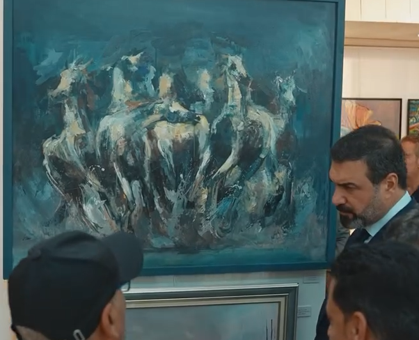 الأستاذ علي العكيلي يكتب فصلاً جديداً في دعم الثقافة العراقية باقتناء كامل أعمال المعرض السنوي للفنانين التشكيليين 10 المعرض السنوي للفنانين التشكيليين العراقيين